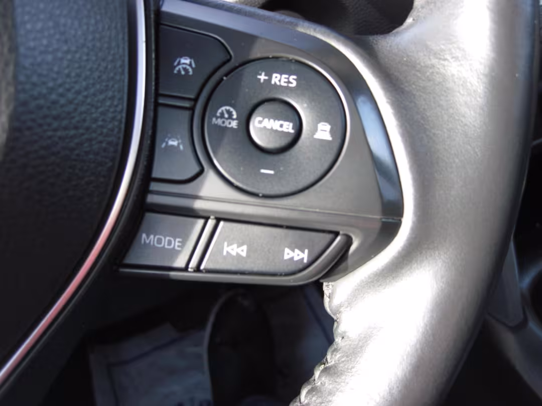 2023 Toyota Corolla Cross - 7MUBAABGXPV066283 - Image #14