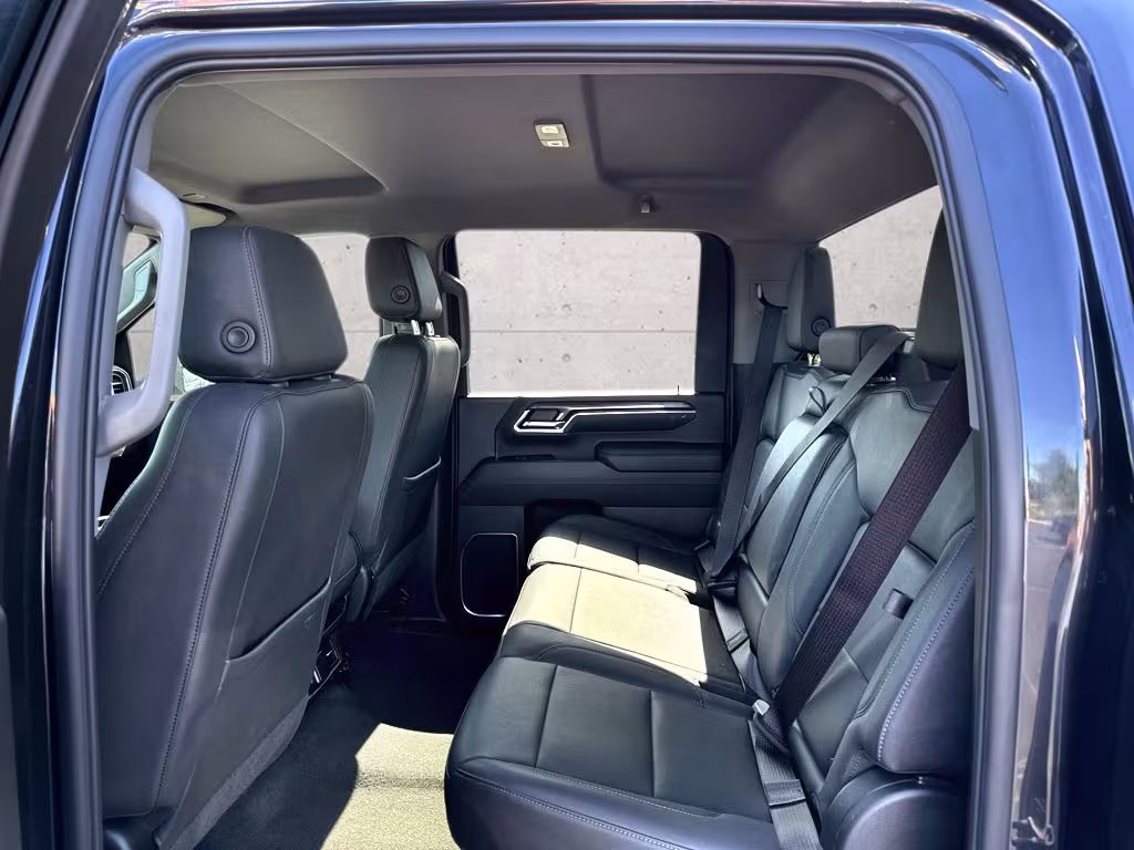 2024 Chevrolet Silverado - 2GC1YPEY7R1145865 - Image #19