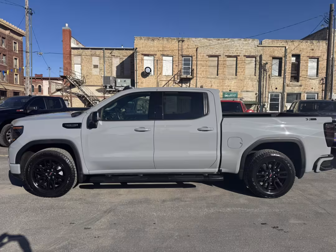 2024 GMC Sierra 1500 - 1GTUUCED1RZ238841 - Image #1