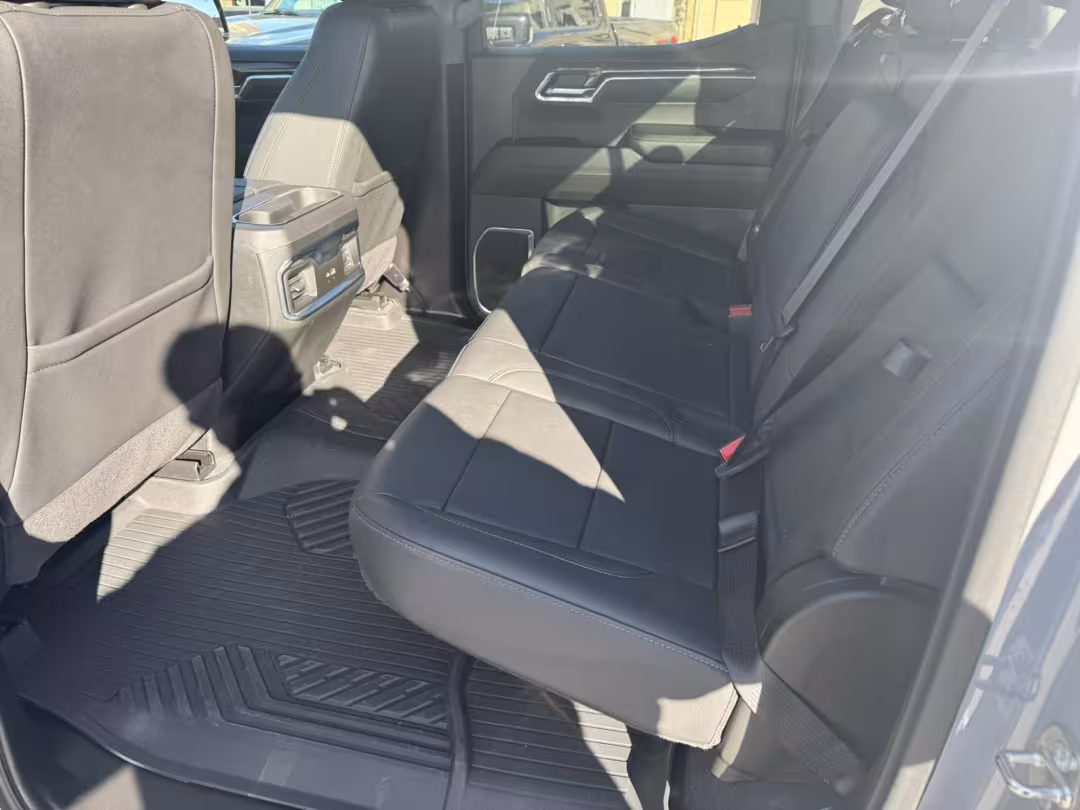 2024 GMC Sierra 1500 - 1GTUUCED1RZ238841 - Image #11