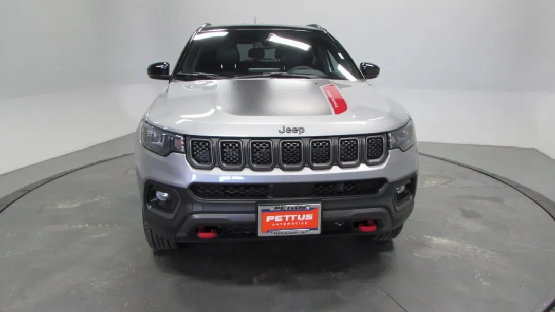 2024 Jeep Compass - 3C4NJDDN7RT576992 - Image #2