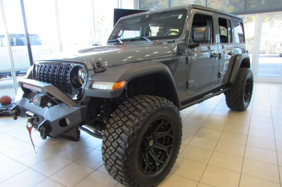 2024 Jeep Wrangler - 1C4RJXN61RW220431 - Image #2