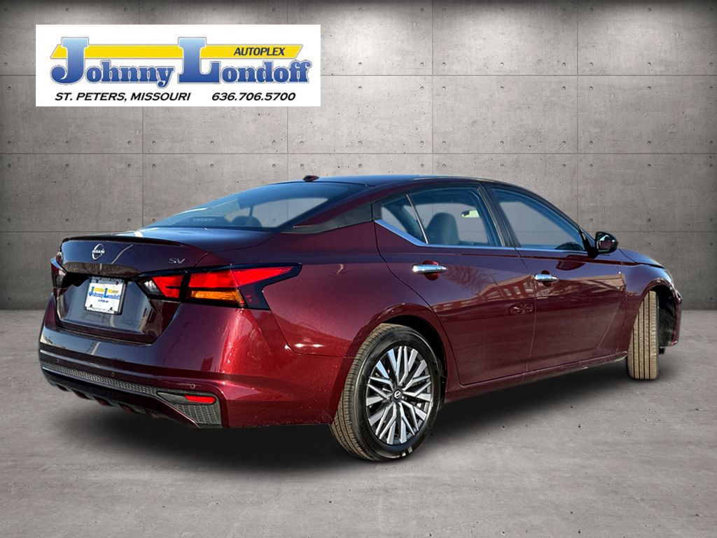 2024 Nissan Altima - 1N4BL4DV7RN419983 - Image #2