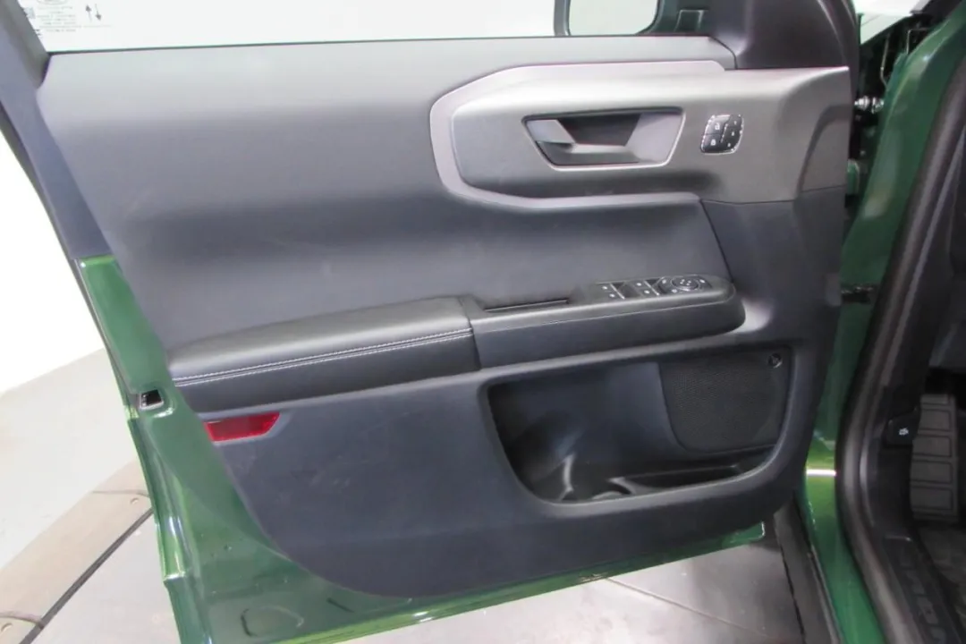 2025 Ford Bronco Sport - 3FMCR9CN6SRE66304 - Image #11