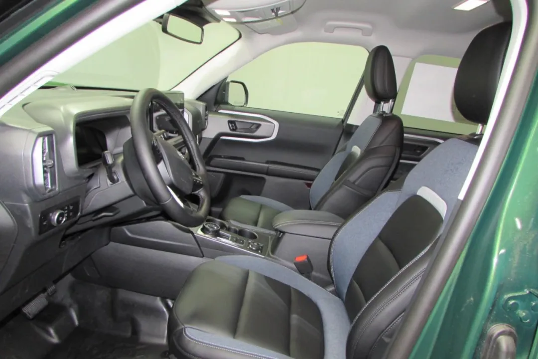 2025 Ford Bronco Sport - 3FMCR9CN6SRE66304 - Image #12