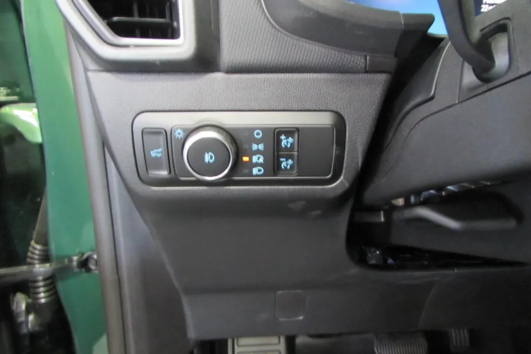 2025 Ford Bronco Sport - 3FMCR9CN6SRE66304 - Image #13