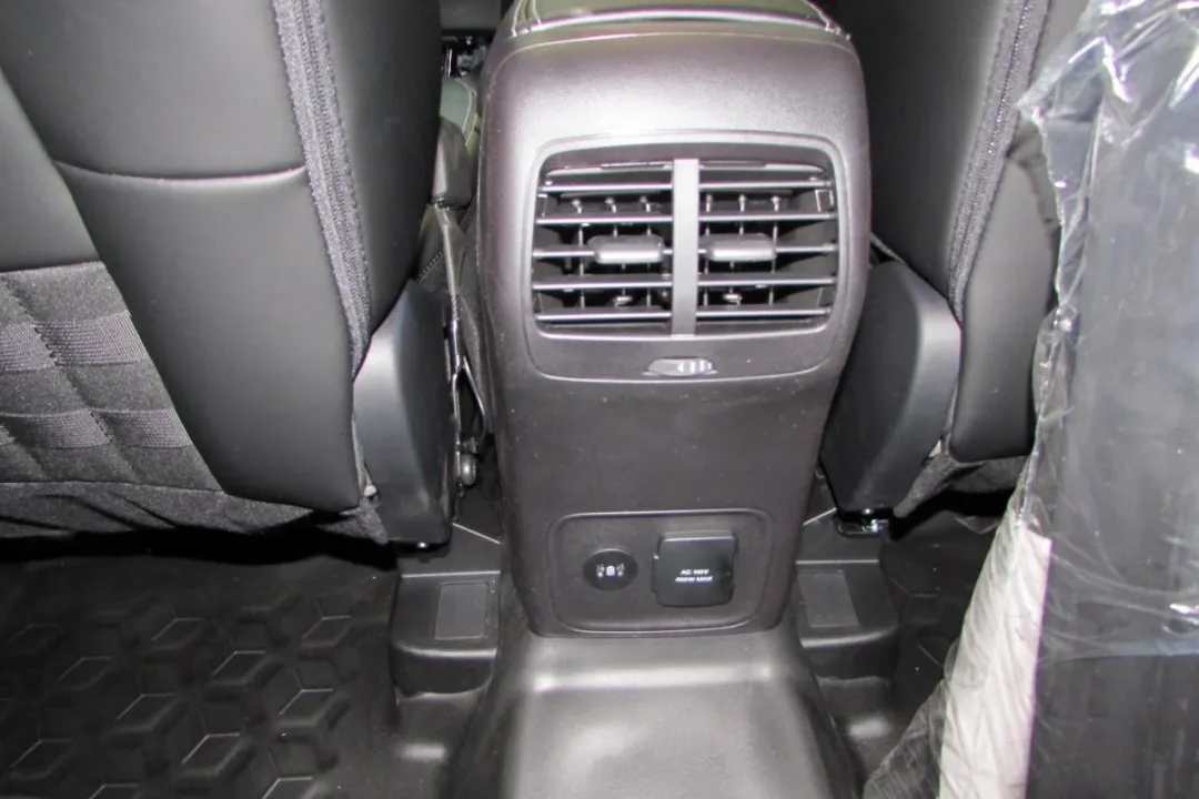 2025 Ford Bronco Sport - 3FMCR9CN6SRE66304 - Image #25