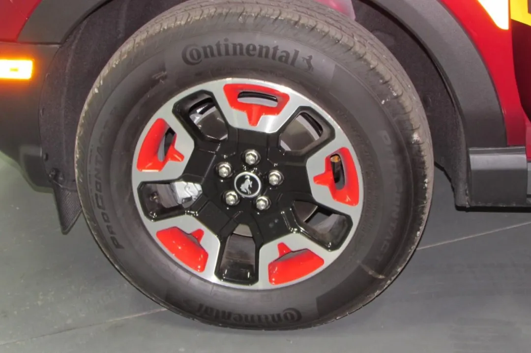 2025 Ford Bronco Sport - 3FMCR9KNXSRE70213 - Image #10
