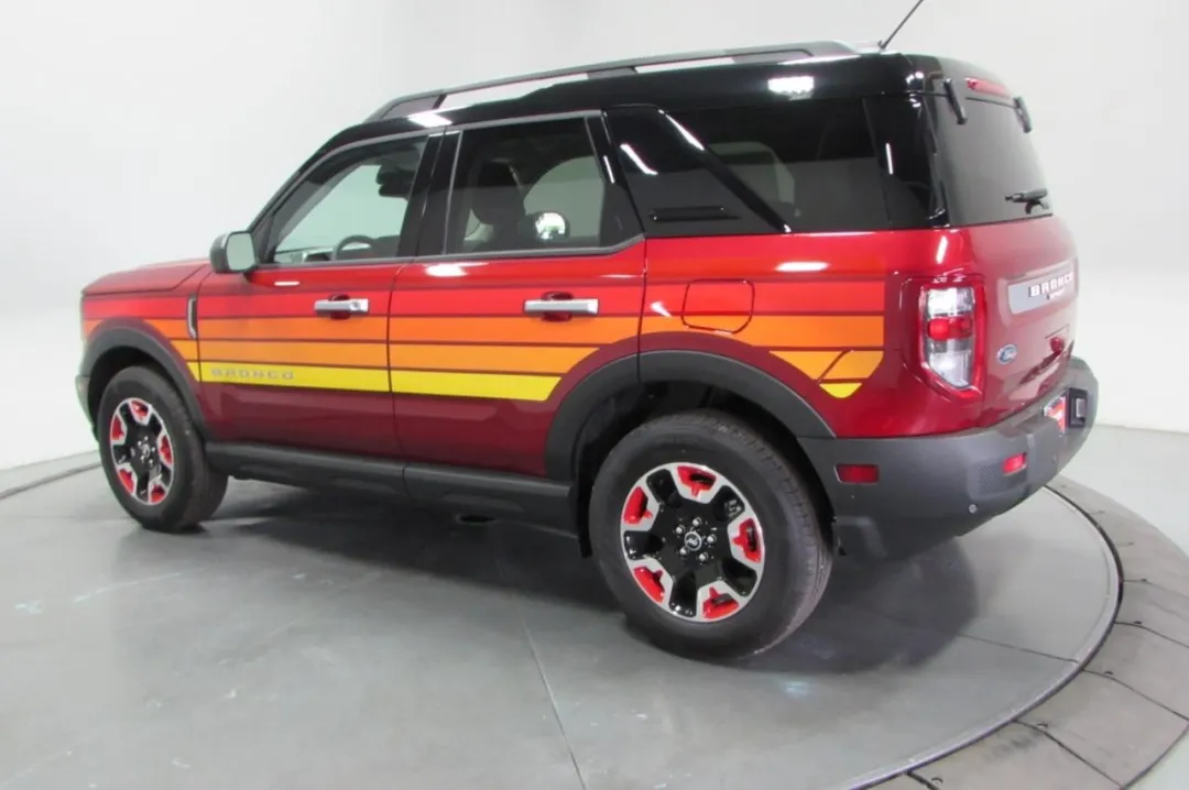 2025 Ford Bronco Sport - 3FMCR9KNXSRE70213 - Image #5