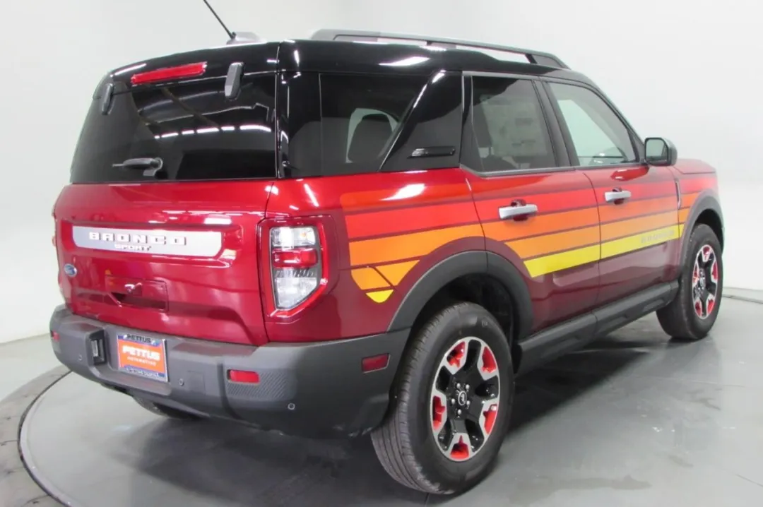 2025 Ford Bronco Sport - 3FMCR9KNXSRE70213 - Image #8