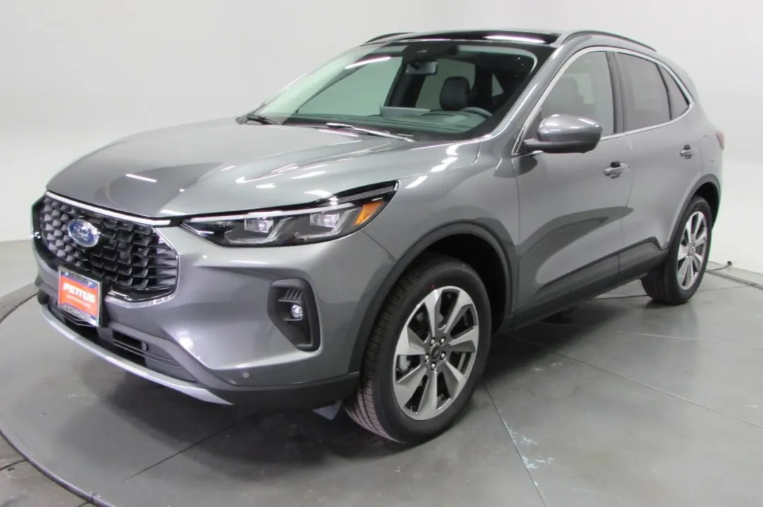 2025 Ford Escape - 1FMCU9JA0SUA07146 - Image #2