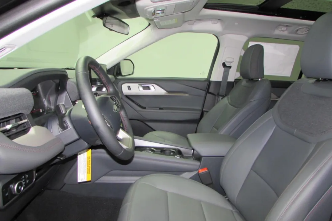 2025 Ford Explorer - 1FMUK8DH0SGC03079 - Image #13