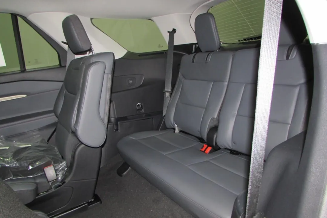 2025 Ford Explorer - 1FMUK8DH0SGC03079 - Image #27