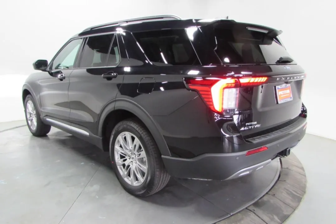 2025 Ford Explorer - 1FMUK8DH0SGC03079 - Image #5