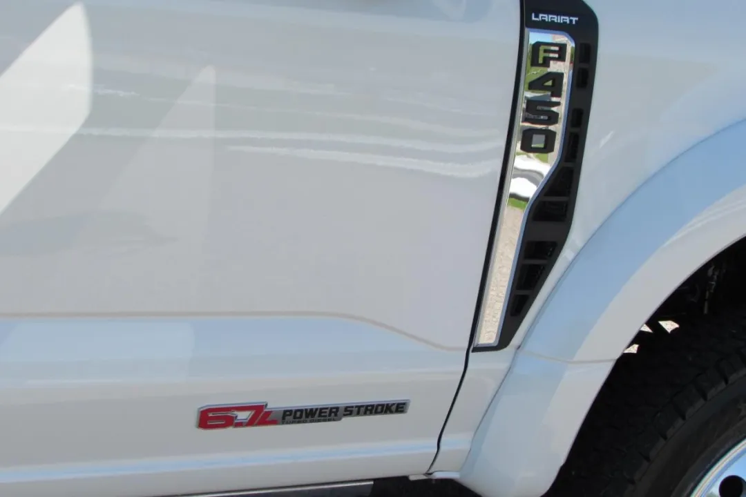 2025 Ford F-450SD - 1FT8W4DM1SED16471 - Image #11