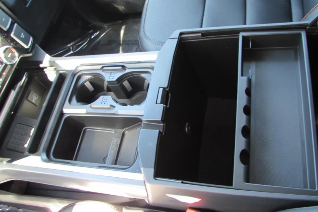2025 Ford F-450SD - 1FT8W4DM1SED16471 - Image #28