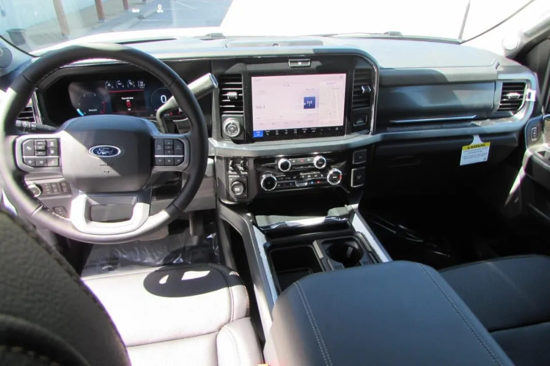 2025 Ford F-450SD - 1FT8W4DM1SED16471 - Image #29