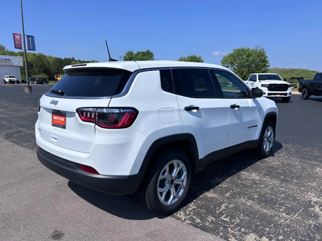 2025 Jeep Compass - 3C4NJDAN8ST540836 - Image #2