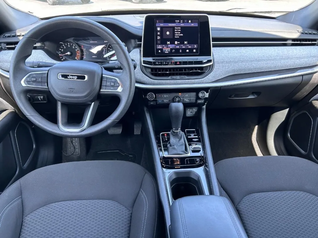 2025 Jeep Compass - 3C4NJDAN8ST540836 - Image #9