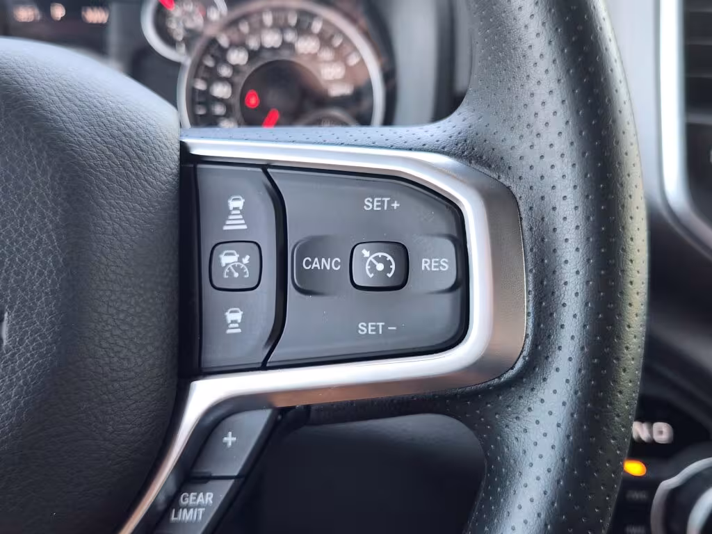 2025 Ram 1500 - 1C6SRFFP0SN703276 - Image #16