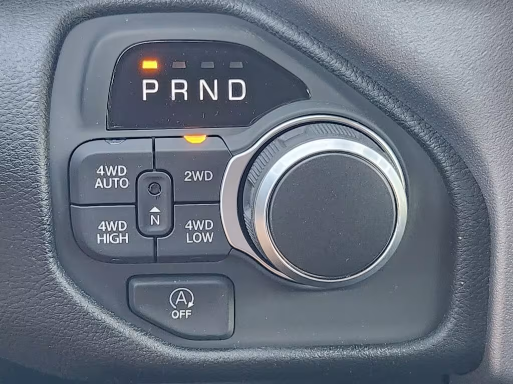2025 Ram 1500 - 1C6SRFFP0SN703276 - Image #20