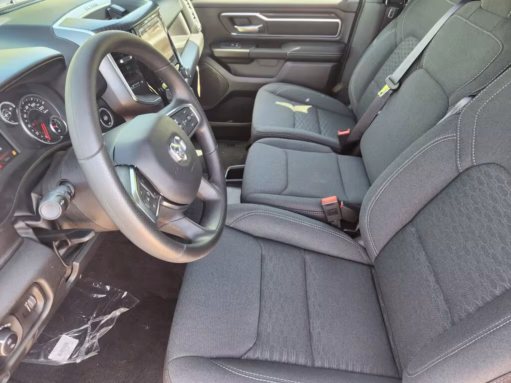 2025 Ram 1500 - 1C6SRFFP0SN703276 - Image #8