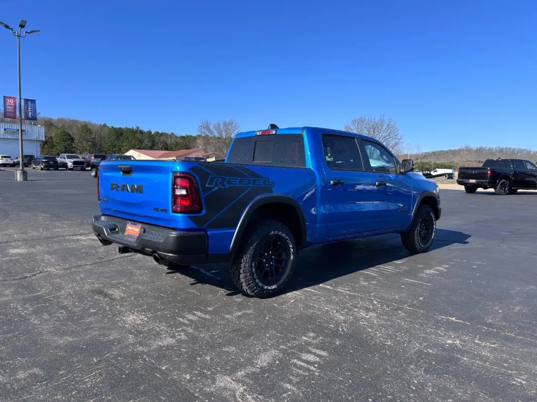 2025 Ram 1500 - 1C6SRFLP1SN636787 - Image #2