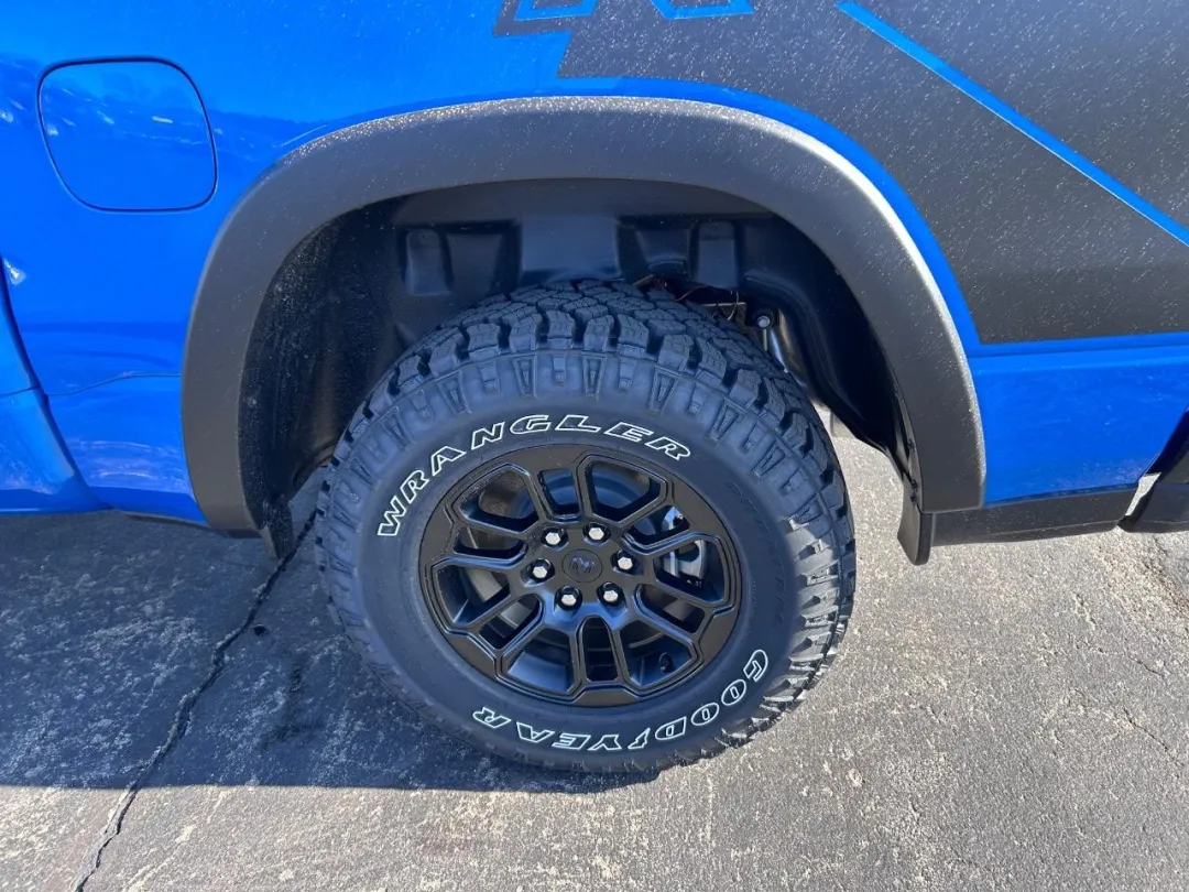2025 Ram 1500 - 1C6SRFLP1SN636787 - Image #5