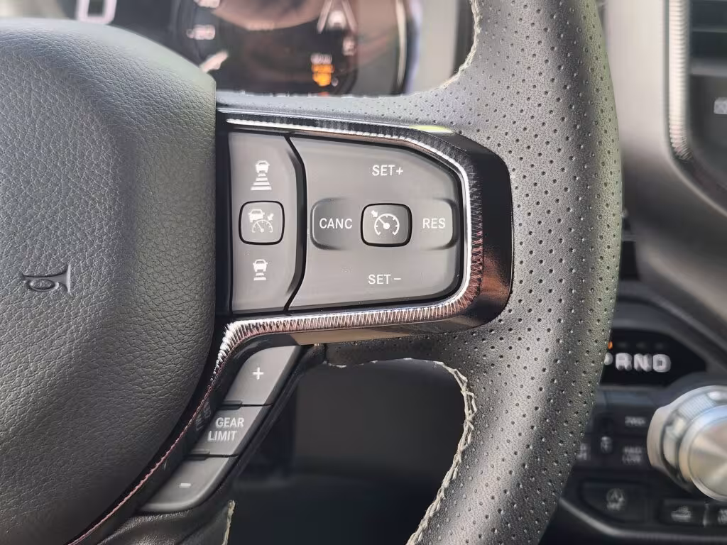 2025 Ram 1500 - 1C6SRFLP6SN738330 - Image #16