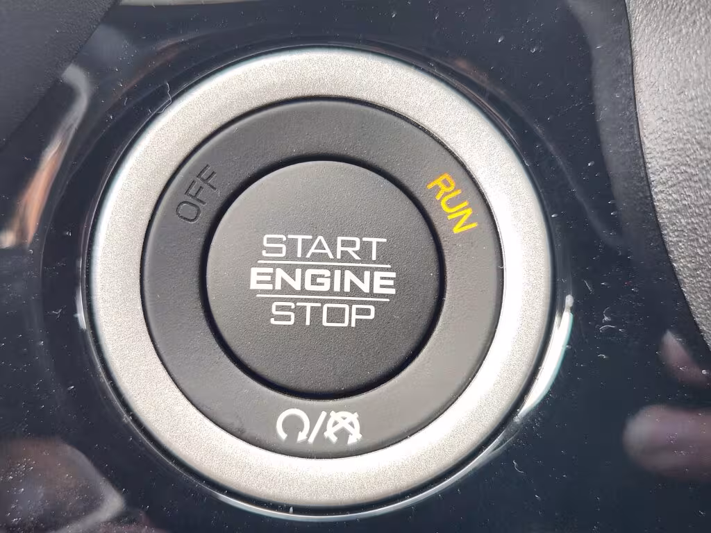 2025 Ram 1500 - 1C6SRFLP6SN738330 - Image #21