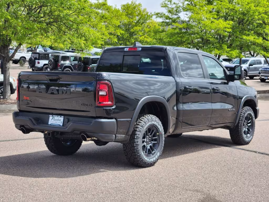 2025 Ram 1500 - 1C6SRFLP6SN738330 - Image #3